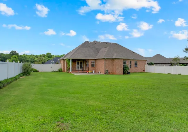 Homes for sale in Winchester, TN | 37 Pond Field Ct, Winchester, TN 37398 | MLS# 3231921