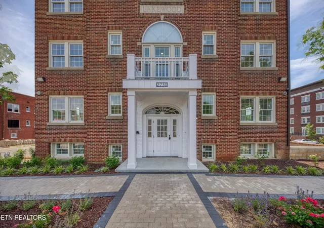 2nd image of 2730 E Magnolia Ave #303, Knoxville, TN 37914 | MLS# 3220402