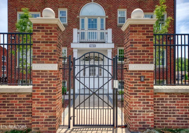 24th image of 2730 E Magnolia Ave #303, Knoxville, TN 37914 | MLS# 3220402