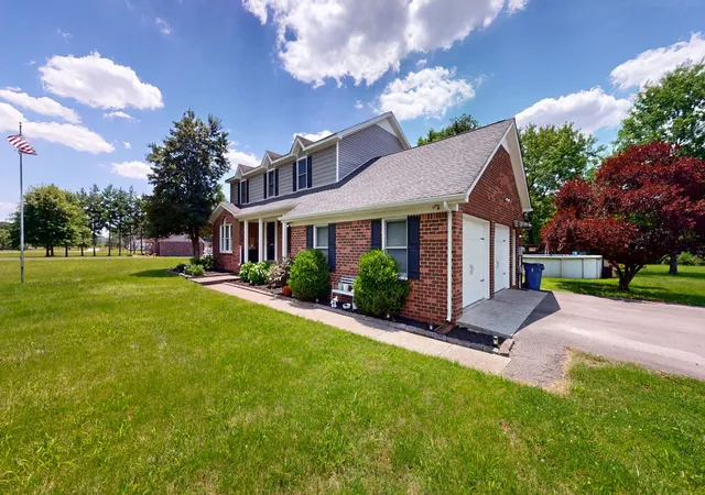 Homes for sale in Christiana, TN | 7770 Bridlewood Dr, Christiana, TN 37037 | MLS# 3233659