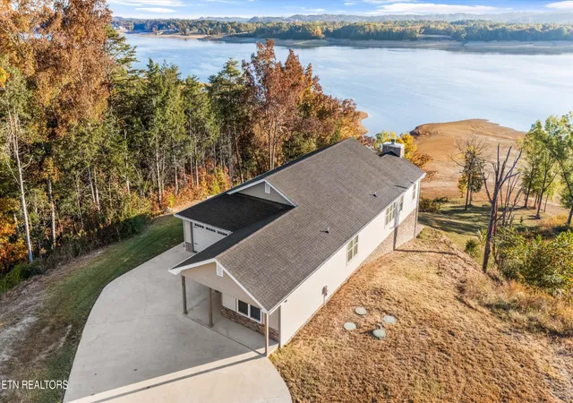 3rd image of 313 Sunrise Tr, Dandridge, TN 37725 | MLS# 3220409