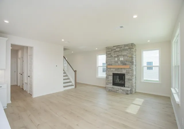 Photo 3 of Sale Pending at 809 Pleasant Ridge Run, Mount Juliet, TN 37122 | MLS# 3220475 | Listing updated on 2026-05-23