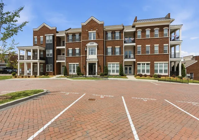 Homes for sale in Thompsons Station, TN | 2089 Branford Pl #301, Thompsons Station, TN 37179 | MLS# 3220492