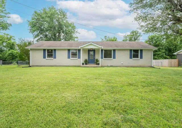 Homes for sale in Cedar Hill, TN | 309 Peggy Dr, Cedar Hill, TN 37032 | MLS# 3243910