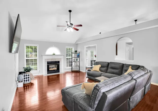 Photo 4 of Single family home for sale at 870 Rands Way, Columbia, TN 38401 | MLS# 3220682 | Listing updated on 2026-10-04