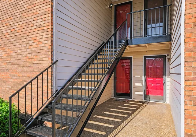 Photo 4 of Condo for sale at 207 Churchill Xing, Madison, TN 37115 | MLS# 3220540 | Listing updated on 2026-08-19