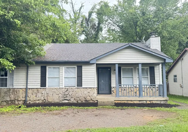 Photo 1 of Single family home for sale at 3225 Lakeford Dr, Nashville, TN 37214 | MLS# 3234324 | Listing updated on 2026-09-23