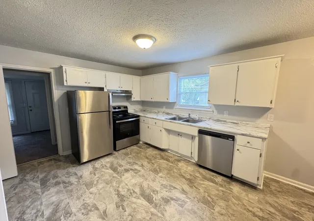 Photo 4 of Single family home for sale at 3225 Lakeford Dr, Nashville, TN 37214 | MLS# 3234324 | Listing updated on 2026-09-23