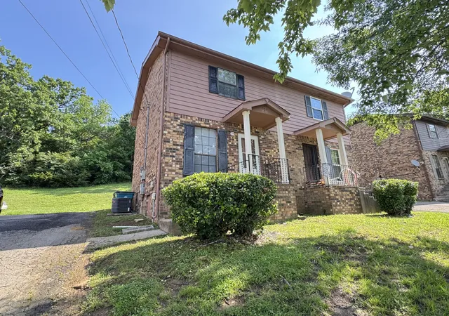 Photo 1 of Single family home for sale at 3010 Conviser Dr, Nashville, TN 37207 | MLS# 3228820 | Listing updated on 2026-08-25