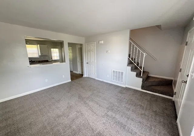 Photo 3 of Single family home for sale at 3010 Conviser Dr, Nashville, TN 37207 | MLS# 3228820 | Listing updated on 2026-08-25