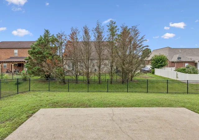 Photo 37 of Single family home for sale at 1333 Sam Houston Ave, Murfreesboro, TN 37129 | MLS# 3220875 | Listing updated on 2026-09-07