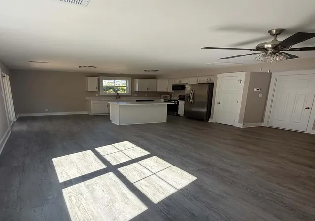 Photo 3 of Single family home for sale at 155 Irish Hills, Erin, TN 37061 | MLS# 3220583 | Listing updated on 2026-10-19