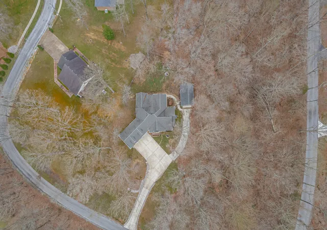 Photo 3 of Single family home for sale at 550 Laurel Crown Rd, Manchester, TN 37355 | MLS# 3220595 | Listing updated on 2026-10-08