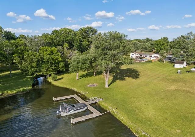 Photo 1 of Single family home for sale at 192 Cherokee Rd, Hendersonville, TN 37075 | MLS# 3233183 | Listing updated on 2026-08-29