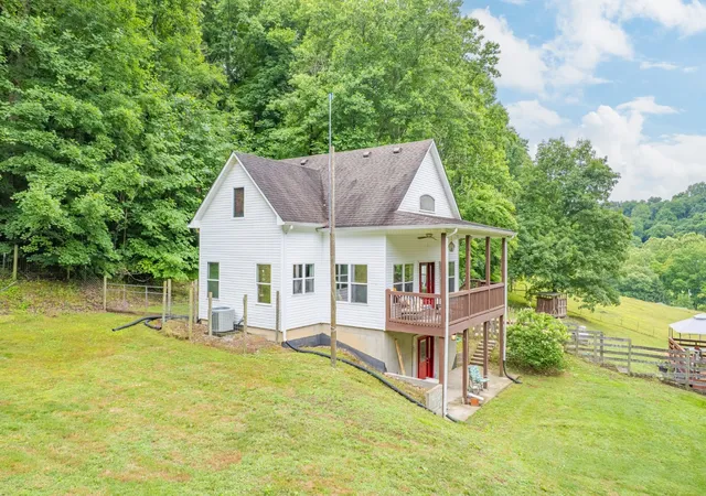 Photo 4 of Single family home for sale at 2650 Haywood Holw Rd, Columbia, TN 38401 | MLS# 3221313 | Listing updated on 2026-08-22