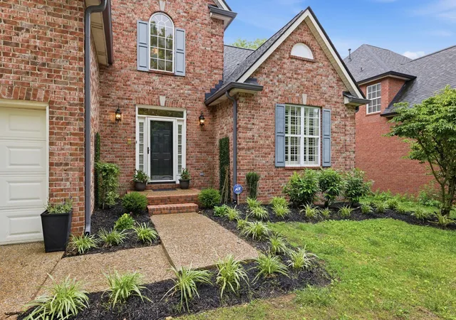 3rd image of 421 Galloway Dr, Franklin, TN 37064 | MLS# 3220862