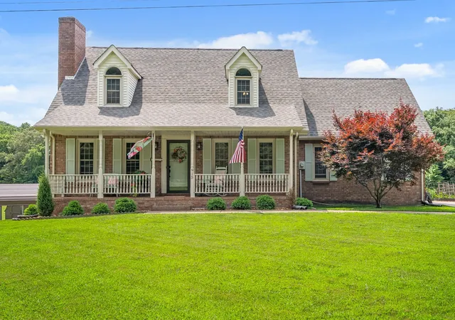 Homes for sale in Erin, TN | 915 Rocky Hollow Rd, Erin, TN 37061 | MLS# 3228594