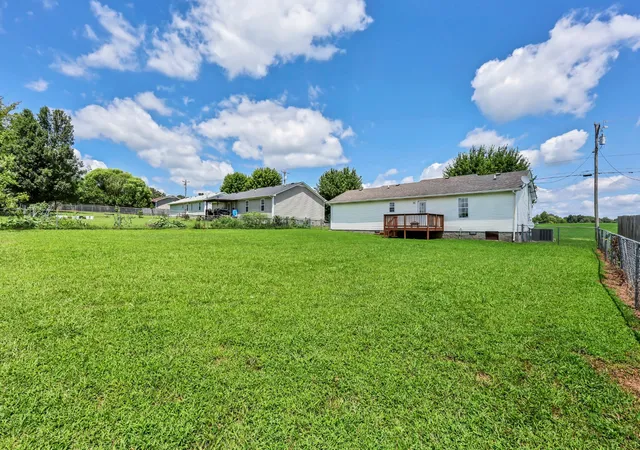 30th image of 809 Stableford Rd, Oak Grove, KY 42262 | MLS# 3245793