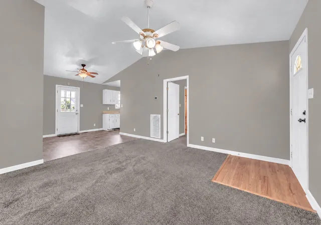 Photo 3 of Single family home for sale at 809 Stableford Rd, Oak Grove, KY 42262 | MLS# 3245793 | Listing updated on 2026-09-29