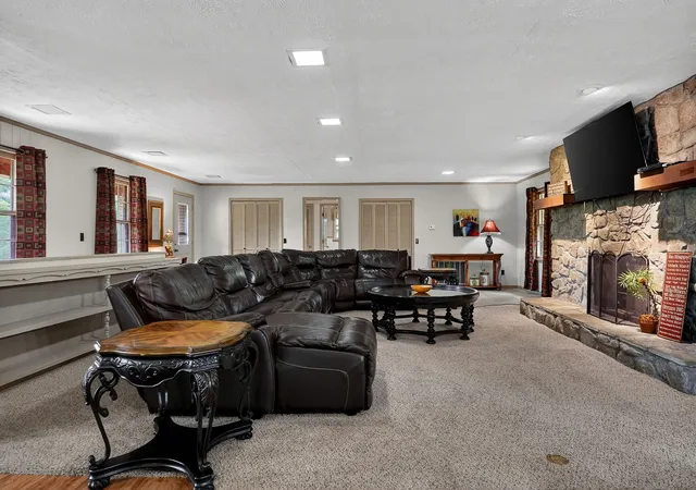 Photo 2 of Single family home for sale at 5642 Pates Frd Rd, Smithville, TN 37166 | MLS# 3220837 | Listing updated on 2026-08-18