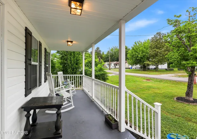 Homes for sale in Rocky Top, TN | 1001 Vivian Ave, Rocky Top, TN 37769 | MLS# 3229092