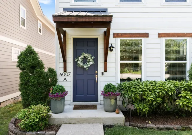 Photo 3 of Single family home for sale at 6007a Obrien Ave, Nashville, TN 37209 | MLS# 3224352 | Listing updated on 2026-09-06
