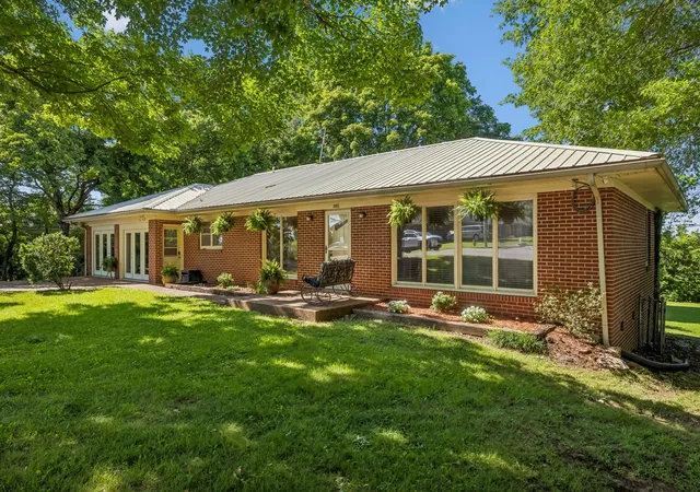2nd image of 1082 Rolling Fields Cir, Columbia, TN 38401 | MLS# 3233581