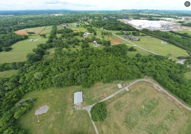5th image of 2701 Midland Rd, Shelbyville, TN 37160 | MLS# 3221253