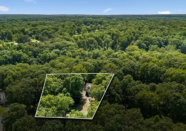 Homes for sale in Burns, TN | 546 Lauren Park Dr, Burns, TN 37029 | MLS# 3220929