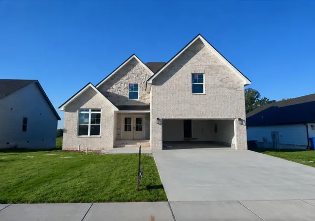 Photo 1 of Single family home for sale at 913 Bankside Dr, Clarksville, TN 37043 | MLS# 3224649 | Listing updated on 2026-10-24