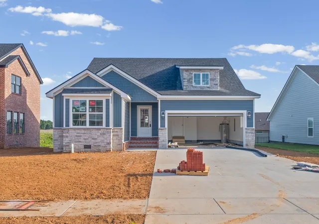 Homes for sale in Clarksville, TN | 908 Bankside Dr, Clarksville, TN 37043 | MLS# 3224645