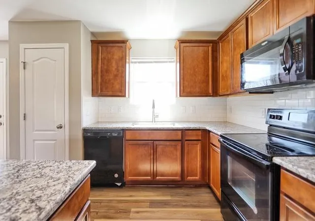 Photo 3 of Single family home for sale at 2313 Bee Hive Dr, Columbia, TN 38401 | MLS# 3221091 | Listing updated on 2026-10-16