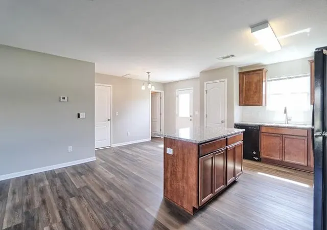 Photo 4 of Single family home for sale at 2313 Bee Hive Dr, Columbia, TN 38401 | MLS# 3221091 | Listing updated on 2026-10-16