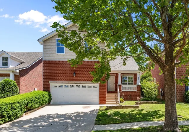 Photo 3 of Single family home for sale at 7020 Bridgeport Dr, Nashville, TN 37221 | MLS# 3222930 | Listing updated on 2026-09-01
