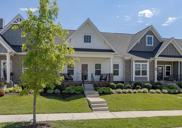 Photo 3 of Single family home for sale at 810 Griff Ln, Lebanon, TN 37087 | MLS# 3234884 | Listing updated on 2026-09-21