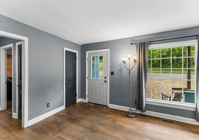 Homes for sale in Centerville, TN | 923 Hwy 100 W, Centerville, TN 37033 | MLS# 3224019