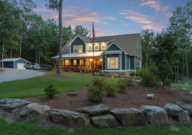 Homes for sale in Altamont, TN | 303 N Lake Dr, Altamont, TN 37301 | MLS# 3232351