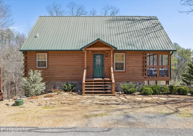 Photo 3 of Single family home for sale at 228 Tolliver Tr, Townsend, TN 37882 | MLS# 3530376 | Listing updated on 2026-09-01