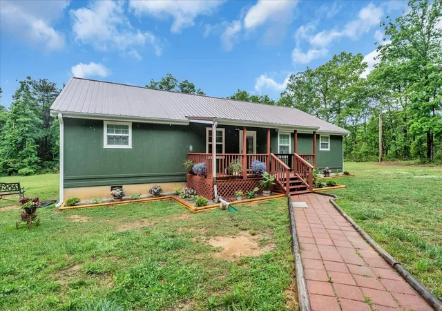 Homes for sale in Altamont, TN | 802 Meyers Rd, Altamont, TN 37301 | MLS# 3221678