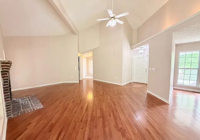 Photo 3 of Single family home for sale at 2011 Wild Cherry Dr, Lewisburg, TN 37091 | MLS# 3221242 | Listing updated on 2026-09-17