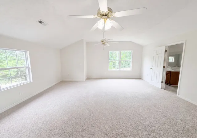 Photo 3 of Single family home for sale at 2011 Wild Cherry Dr, Lewisburg, TN 37091 | MLS# 3221242 | Listing updated on 2026-09-17