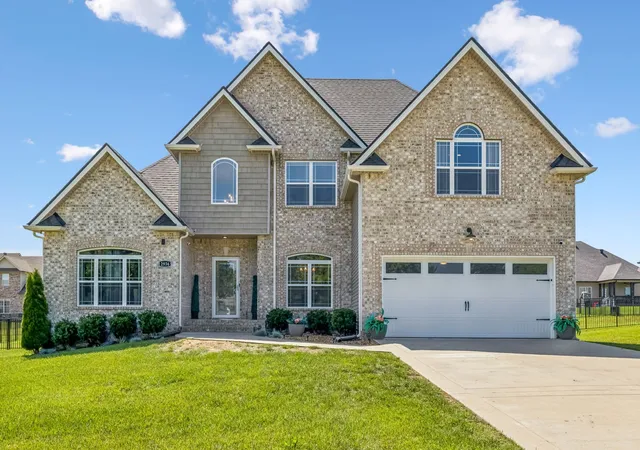 Homes for sale in Clarksville, TN | 2936 Kirkwood Rd, Clarksville, TN 37043 | MLS# 3221495