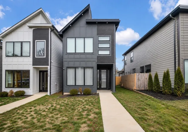3rd image of 1724A Simpkins St, Nashville, TN 37208 | MLS# 3223810
