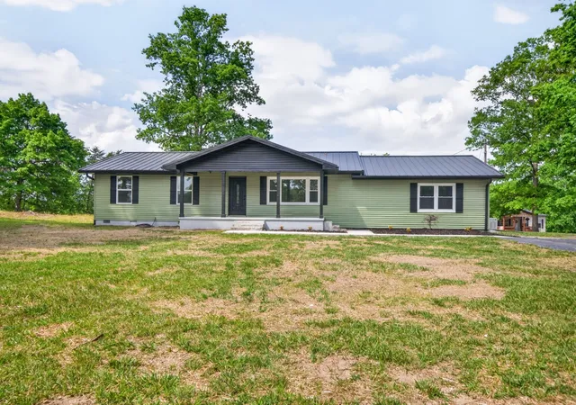 Homes for sale in Monterey, TN | 4097 Hanging Limb Hwy, Monterey, TN 38574 | MLS# 3221529