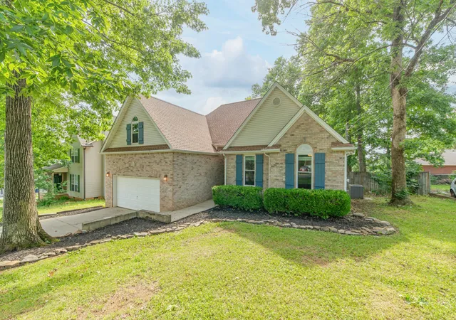 Photo 3 of Single family home for sale at 1508 Walnut Hills Dr, Chapel Hill, TN 37034 | MLS# 3226200 | Listing updated on 2026-08-30