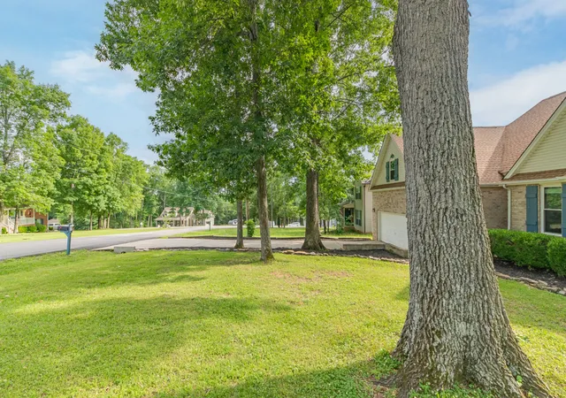 Photo 3 of Single family home for sale at 1508 Walnut Hills Dr, Chapel Hill, TN 37034 | MLS# 3226200 | Listing updated on 2026-08-30
