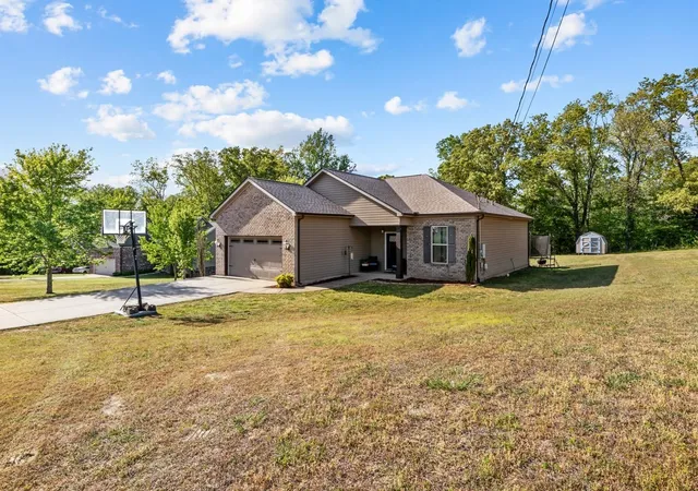 1st image of 18010 Castle Ct, Bon Aqua, TN 37025 | MLS# 3223212