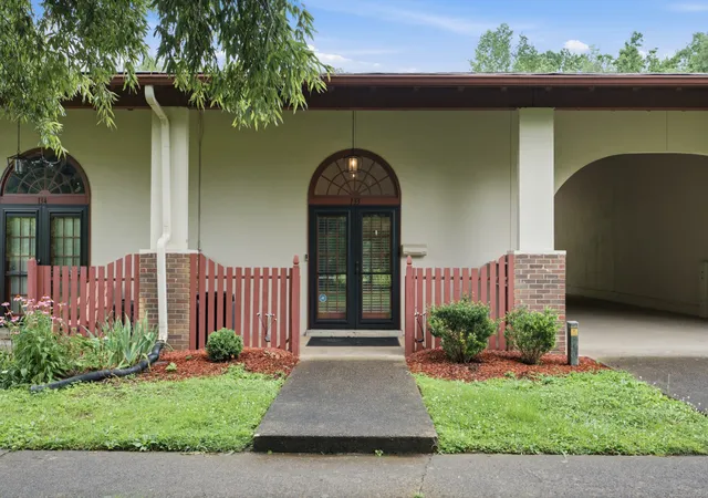 Homes for sale in Nashville, TN | 214 Old Hickory Blvd #133, Nashville, TN 37221 | MLS# 3256430