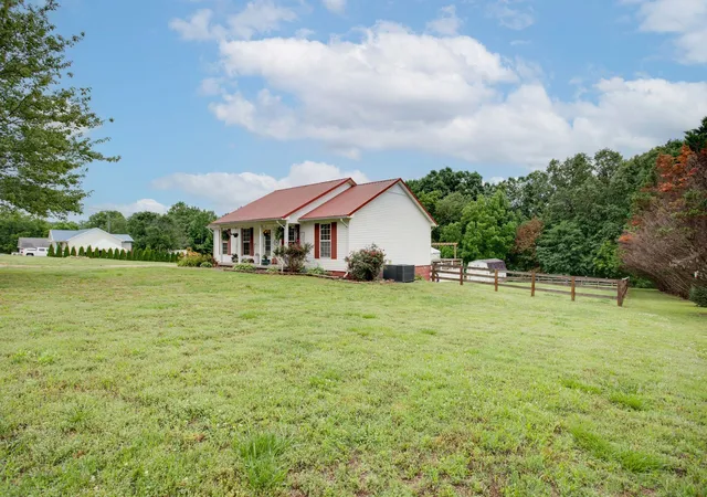 3rd image of 2233 Fall River Rd, Leoma, TN 38468 | MLS# 3223120