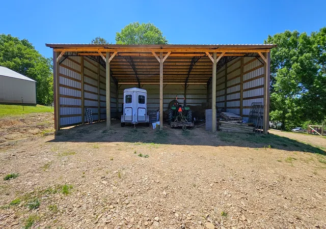 Photo 2 of Sale Pending at 789 Holt Holw Rd, Prospect, TN 38477 | MLS# 3221566 | Listing updated on 2026-08-18